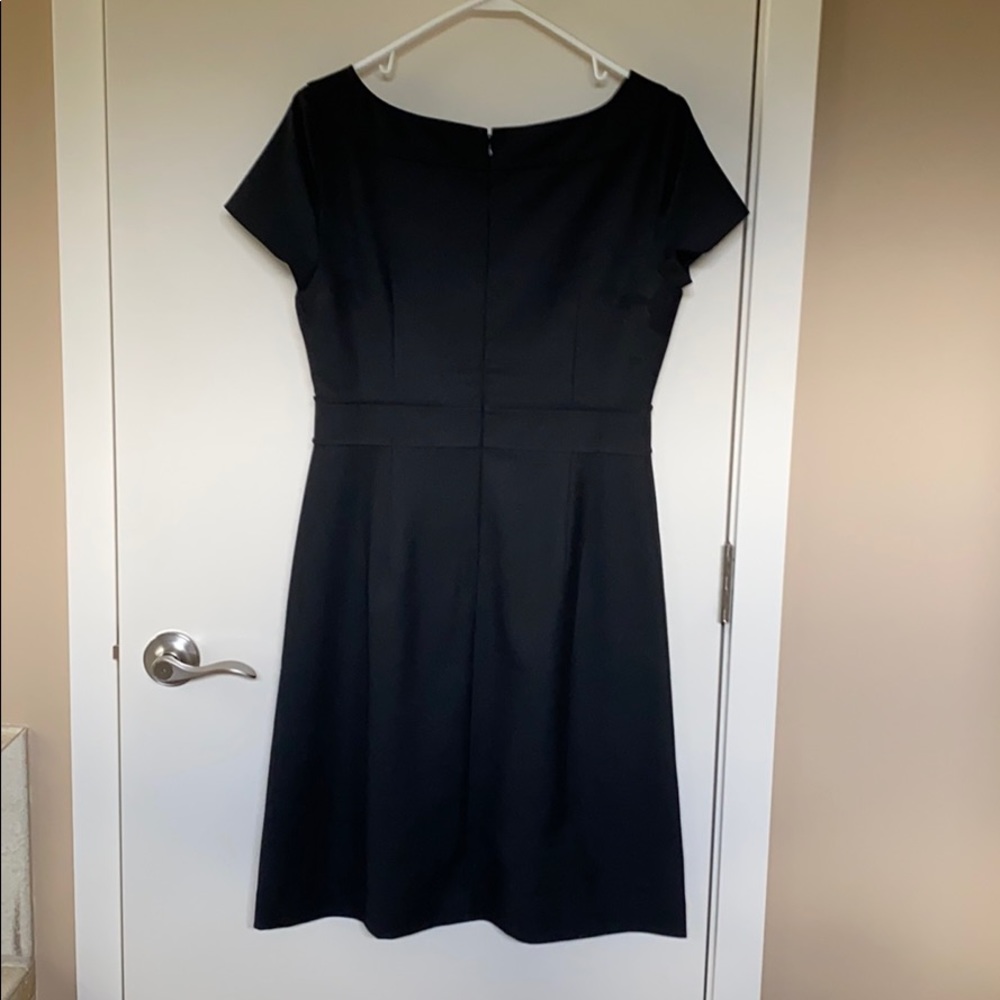 Adorable Ann Taylor black suit dress - Picture 4 of 10